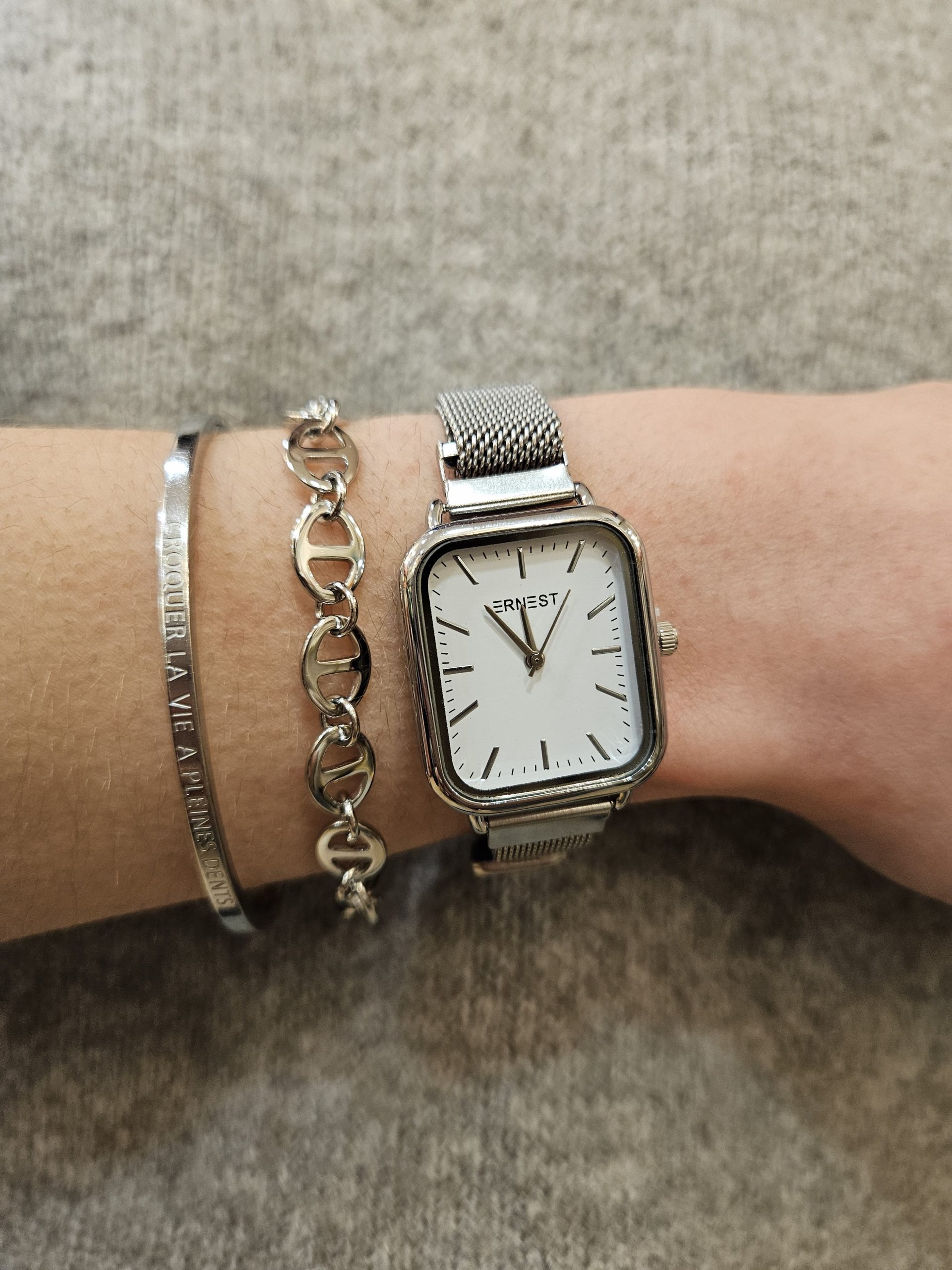 Montre rectangulaire maille milanaise argenté – Image 2