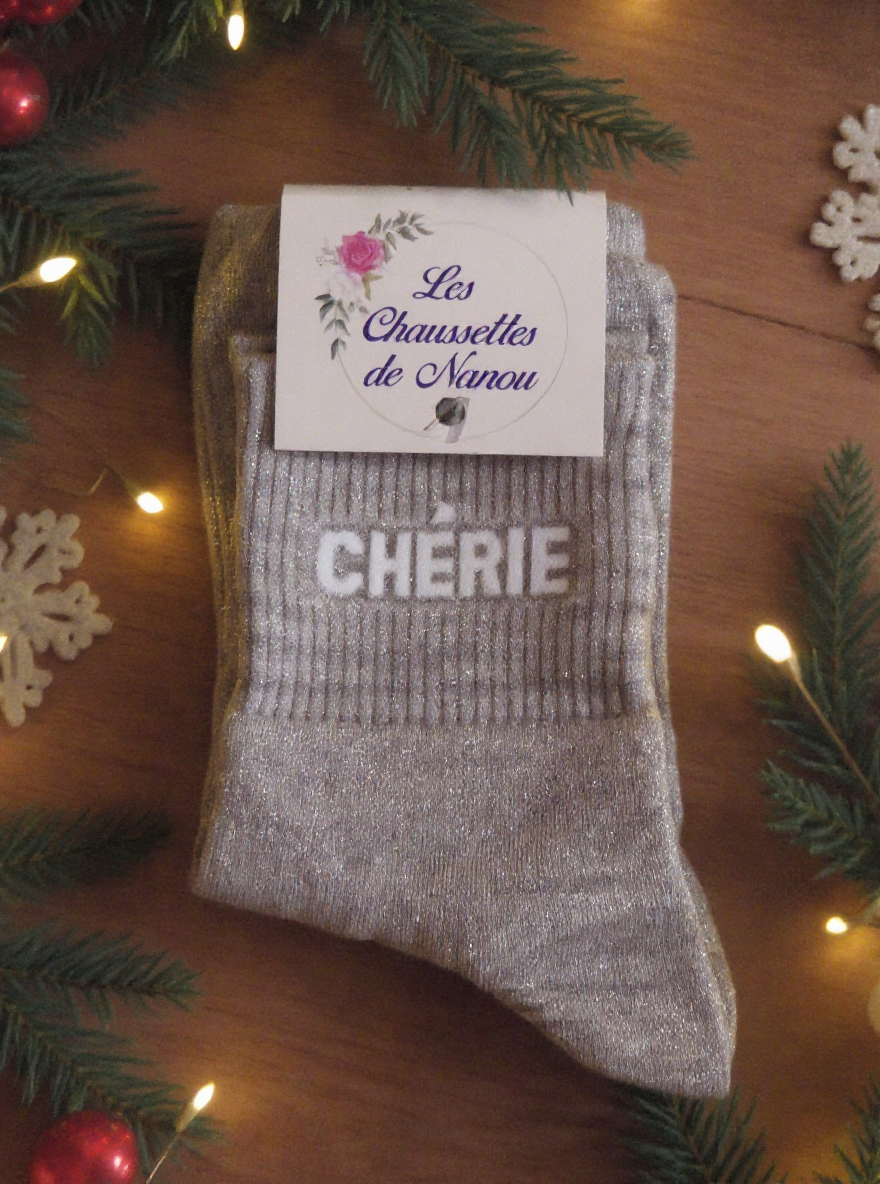 Chaussette à label "CHÉRIE" Gris
