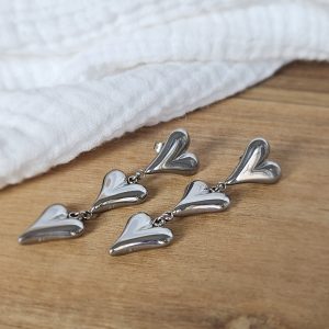 Boucles d&rsquo;oreilles trio de coeurs