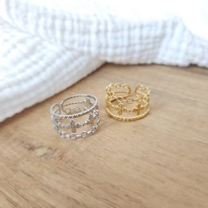 Bague effet triple anneau trèfles