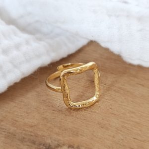 Bague carré or fondu