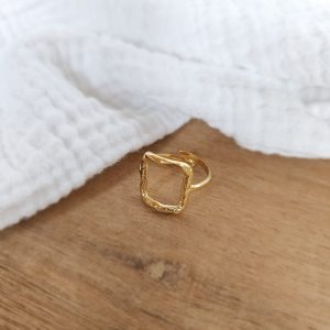 Bague carré or fondu