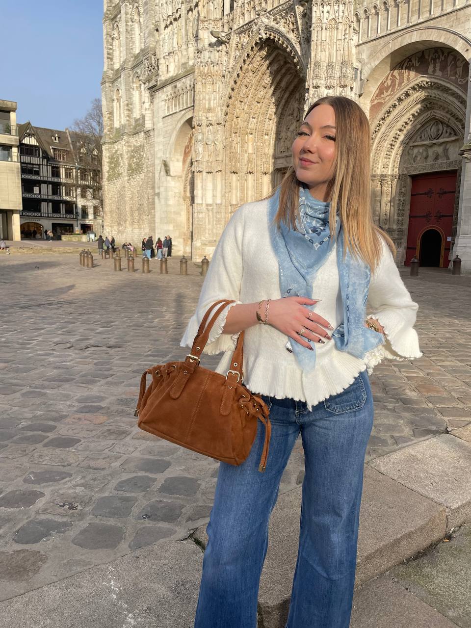 Sac Léonie petit format daim printemps – Image 3